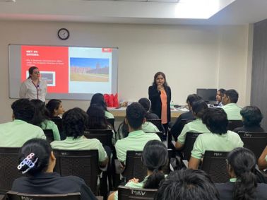 Insightful Session on the University of London Programs at MRV