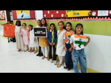 Poetic Tributes to the Nation at MRV